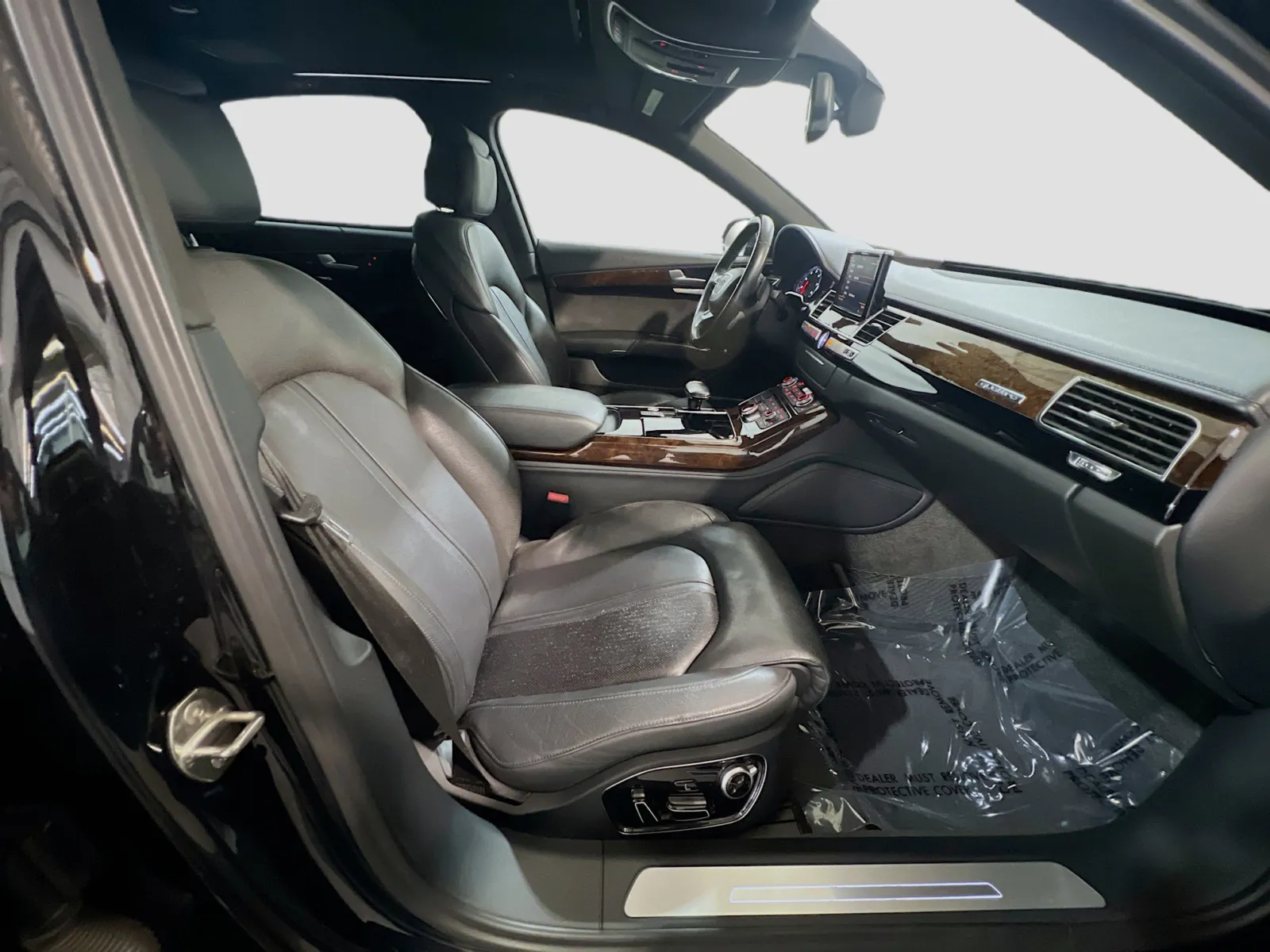 2015 Audi A8 Base - Photo 23