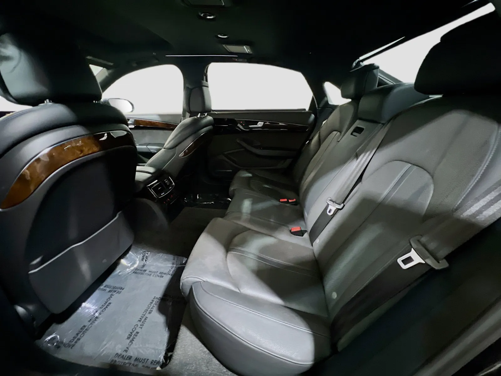 2015 Audi A8 Base - Photo 19