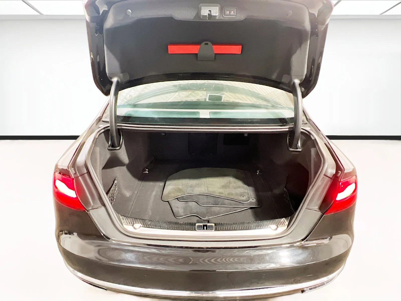 2015 Audi A8 Base - Photo 21