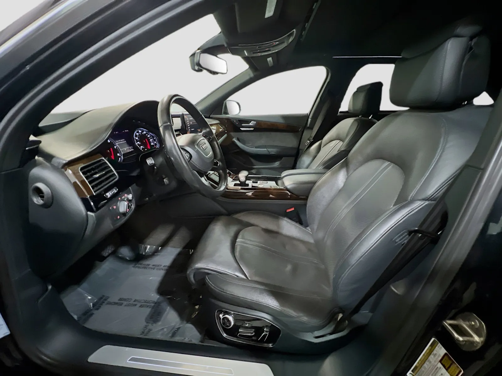 2015 Audi A8 Base - Photo 16