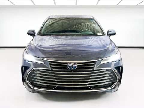 Photos of 2020 Toyota Avalon Hybrid Limited for sale in Chandler, AZ at STG Chandler