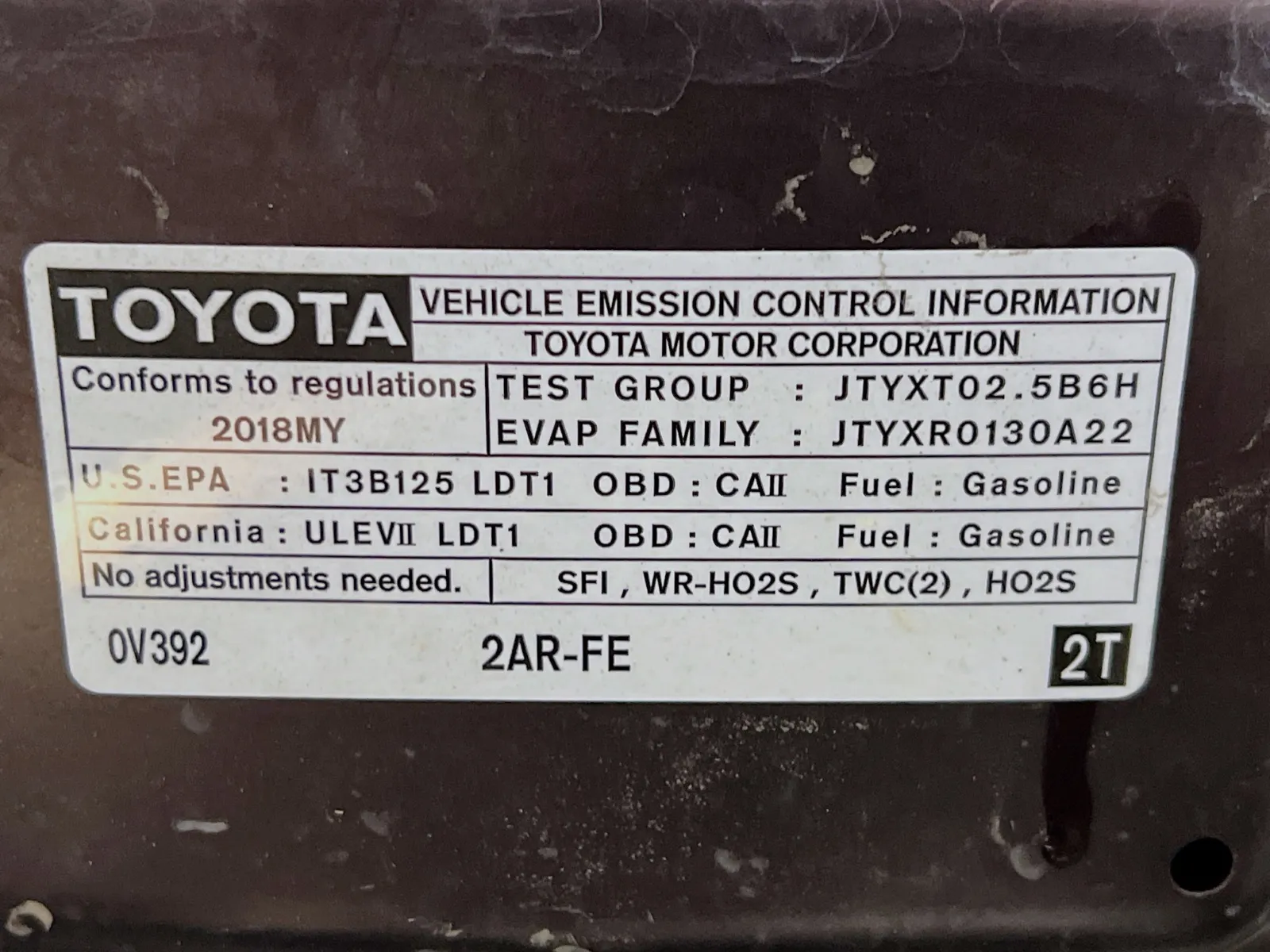 2018 Toyota RAV4 LE - Photo 20