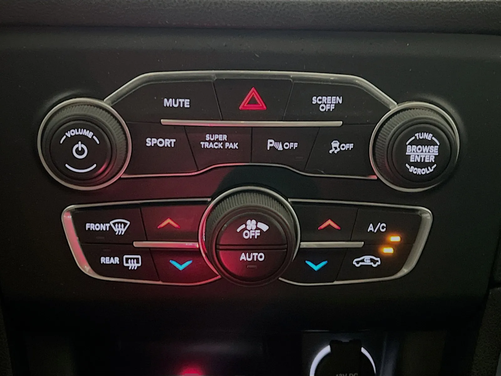 2018 Dodge Charger Daytona - Photo 11