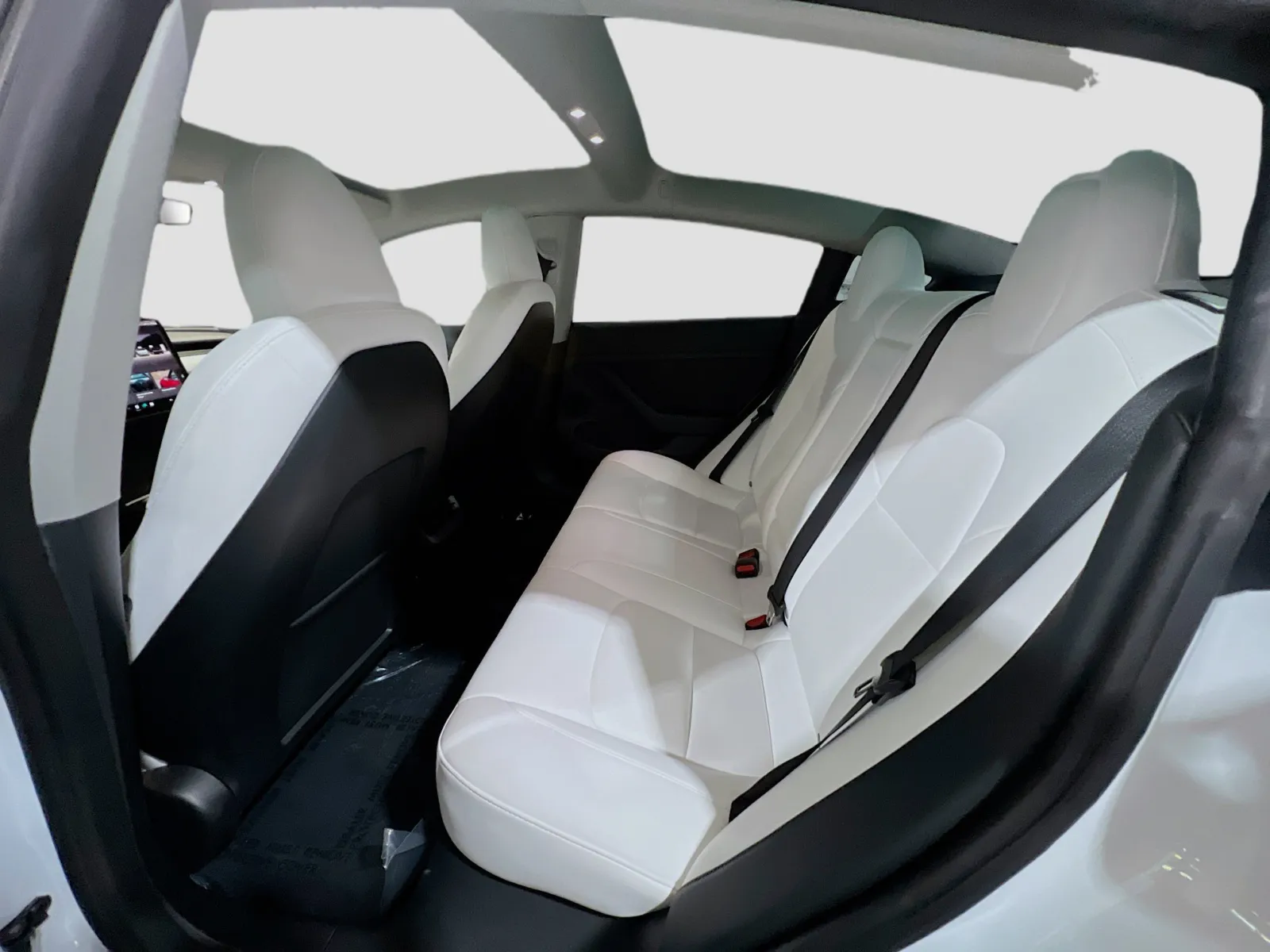 2023 Tesla Model 3 Performance - Photo 18