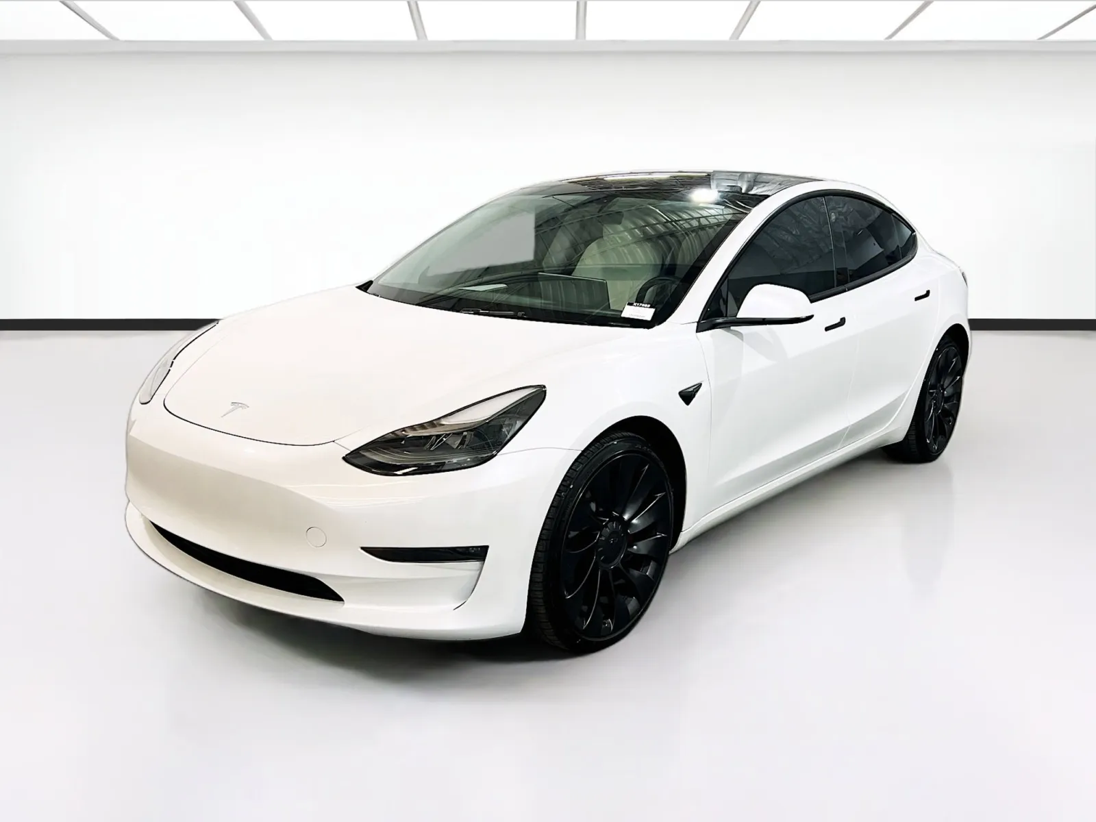 2023 Tesla Model 3's photo