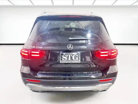 More photos of 2024 Mercedes-Benz GLB 250 at STG Chandler, AZ