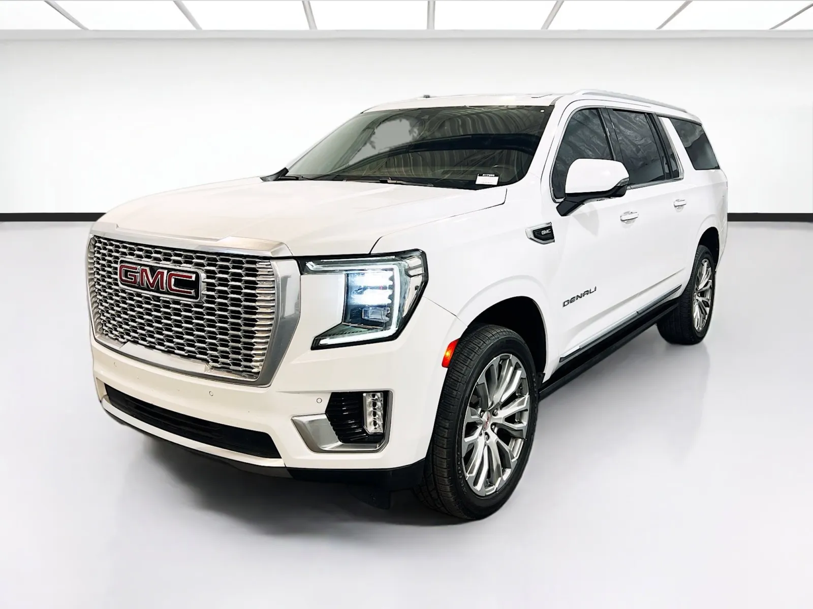 2022 GMC Yukon Denali AWD's photo