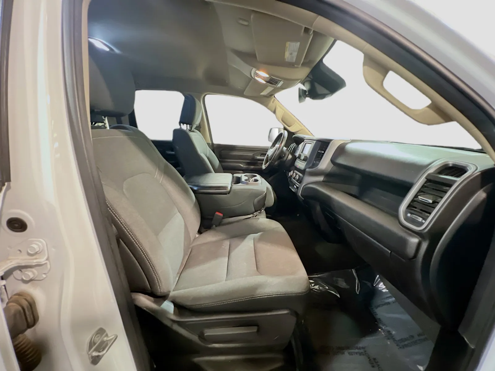 2021 RAM Ram 1500 Pickup Tradesman - Photo 19
