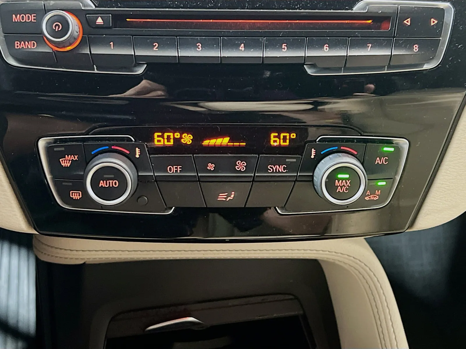 2017 BMW X1 28i - Photo 11