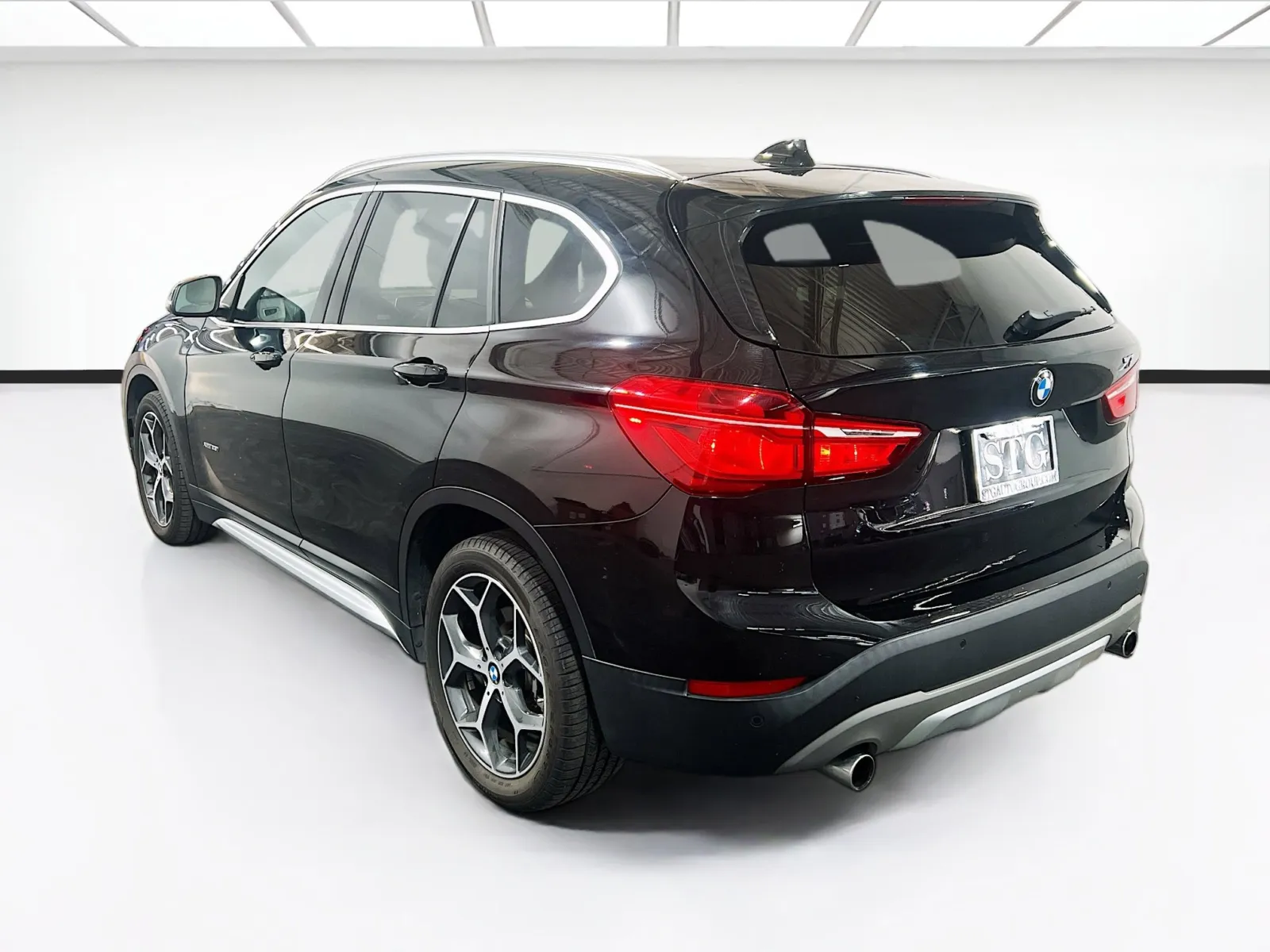 2017 BMW X1 28i - Photo 6