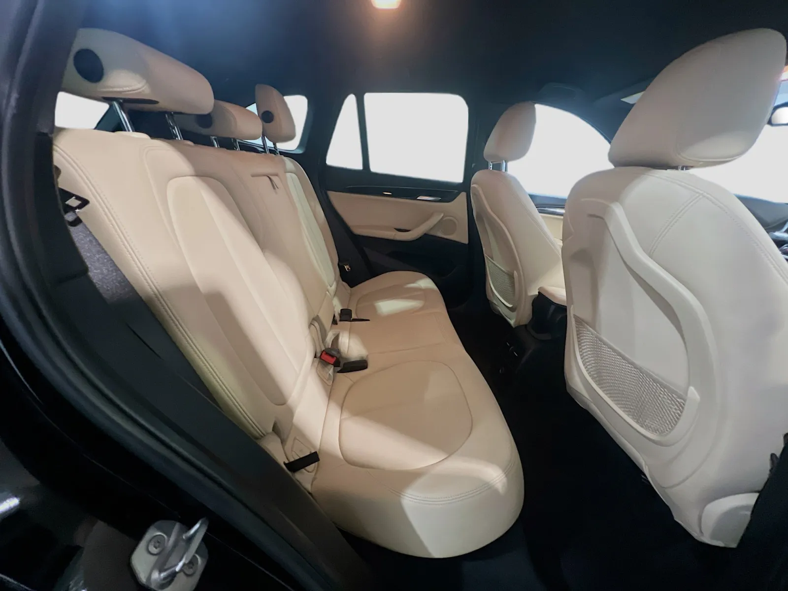 2017 BMW X1 28i - Photo 19