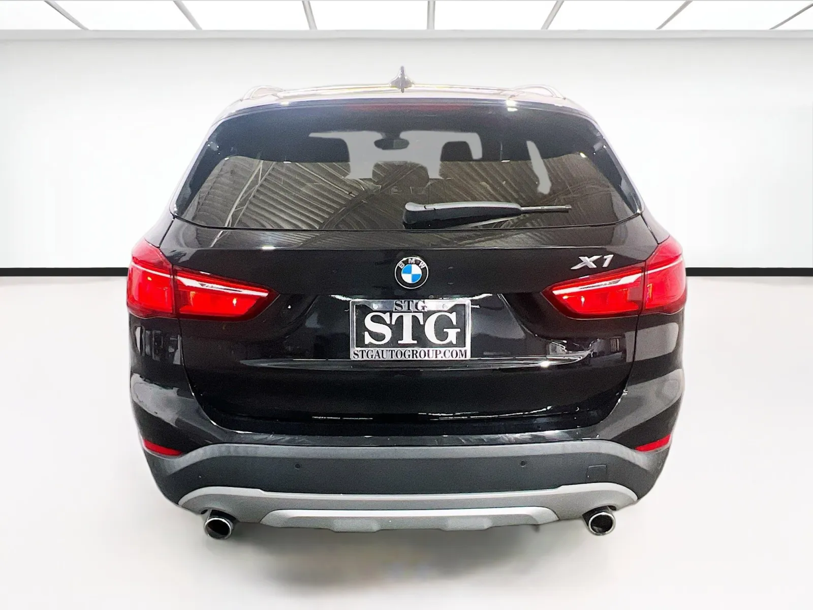 2017 BMW X1 28i - Photo 5