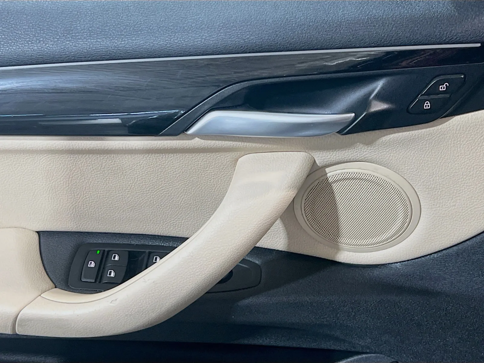 2017 BMW X1 28i - Photo 13