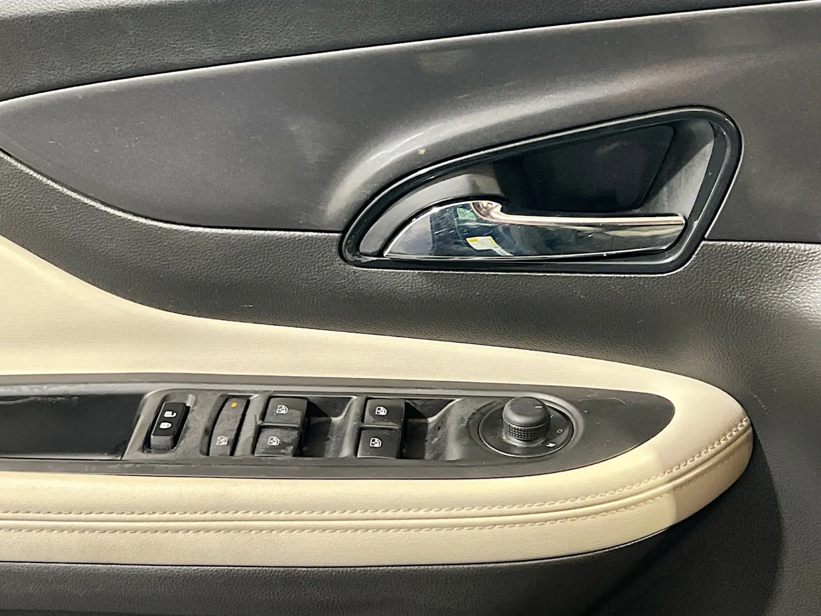 2019 Buick Encore Essence - Photo 13