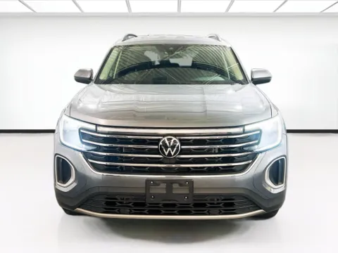 Photos of 2025 Volkswagen Atlas 2.0T SE for sale in Chandler, AZ at STG Chandler