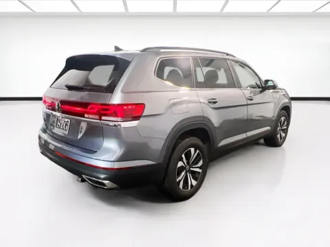 More photos of 2025 Volkswagen Atlas 2.0T SE at STG Chandler, AZ
