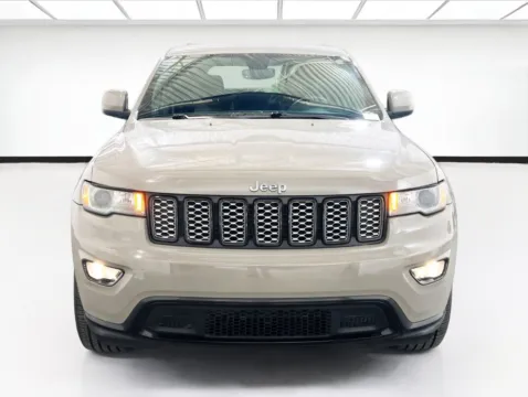 Photos of 2020 Jeep Grand Cherokee Altitude for sale in Chandler, AZ at STG Chandler