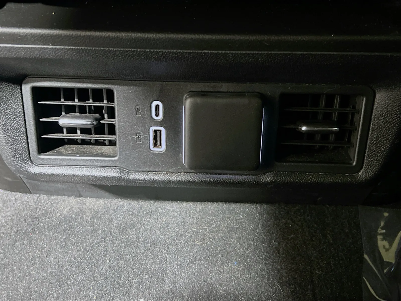 2023 Chevrolet Silverado 1500 LT - Photo 17