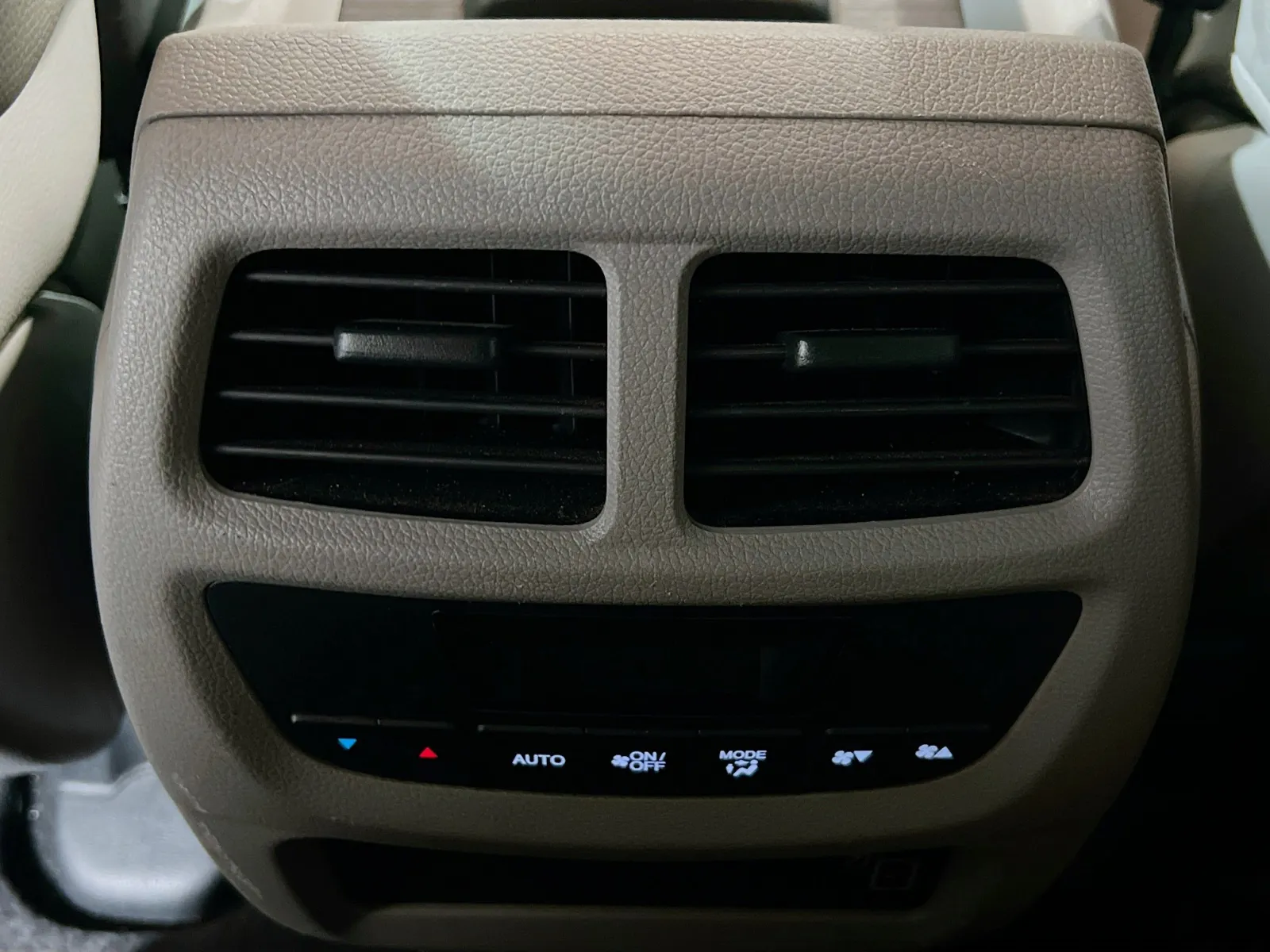 2019 Honda Pilot EX-L - Photo 18