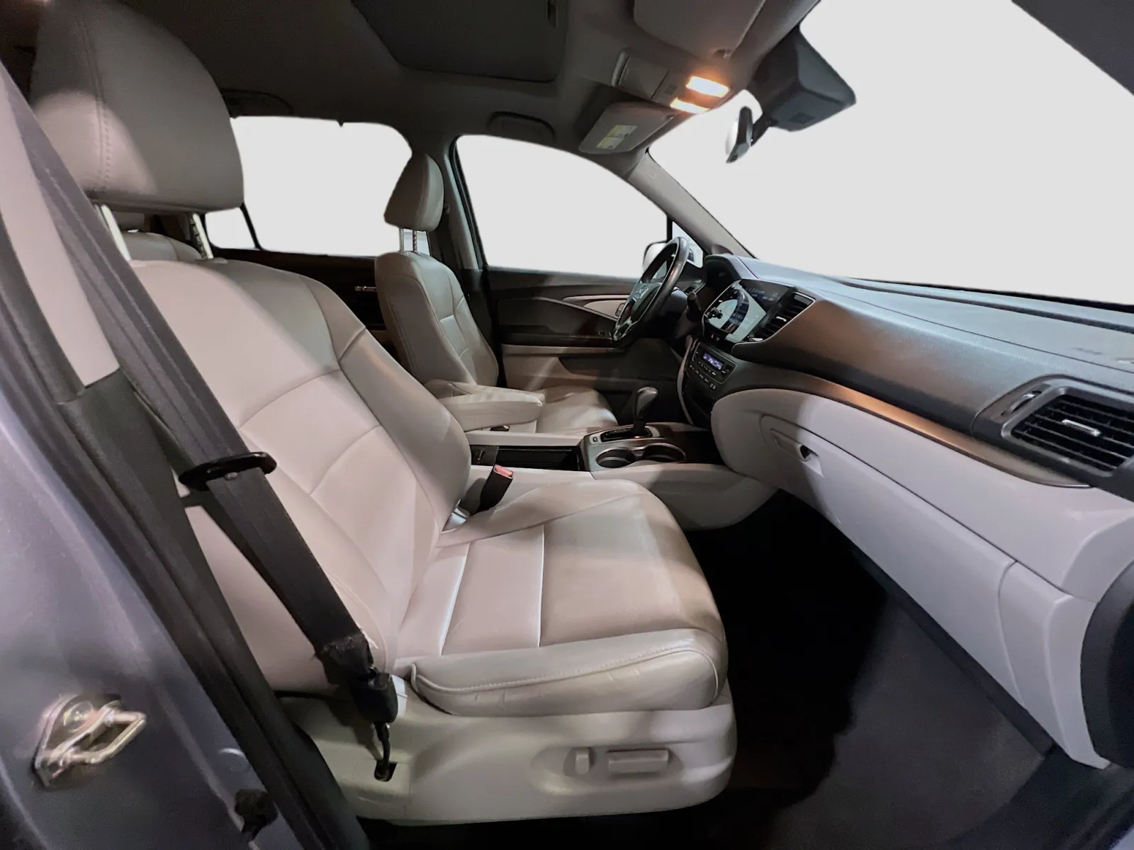 2019 Honda Pilot EX-L - Photo 21