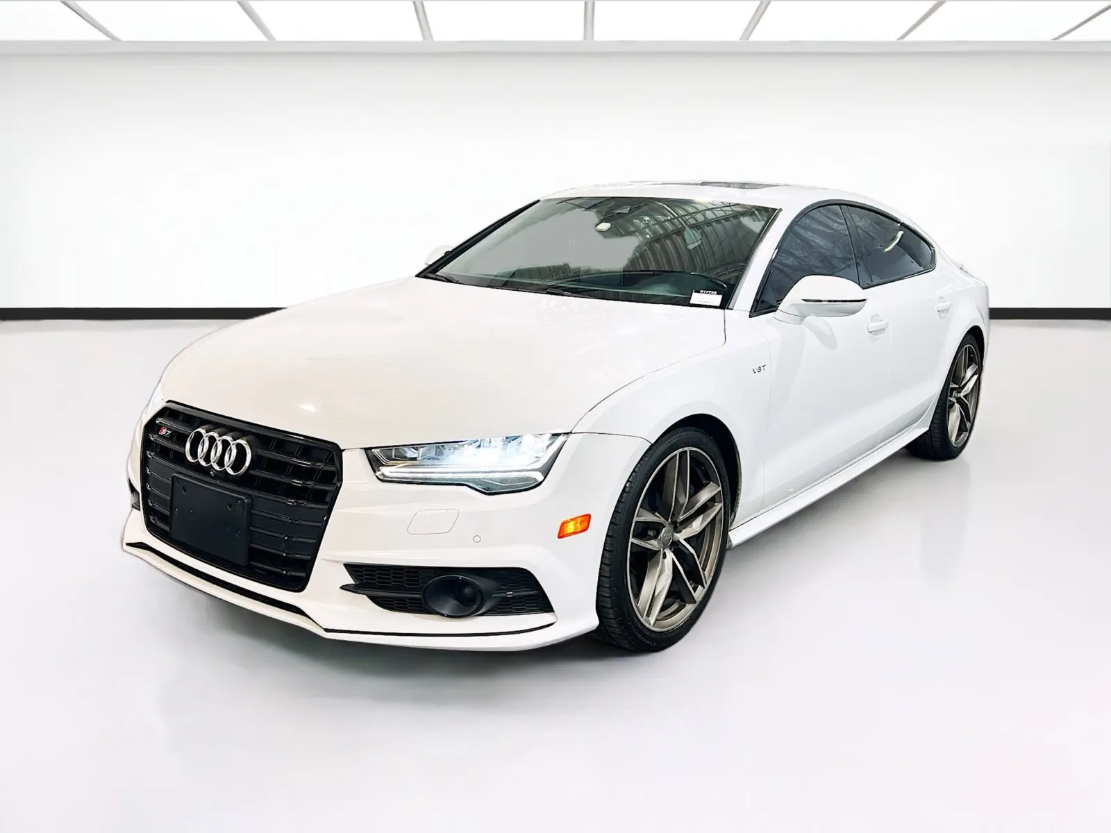 2017 Audi S7 4.0T Premium Plus S tronic quattro's photo