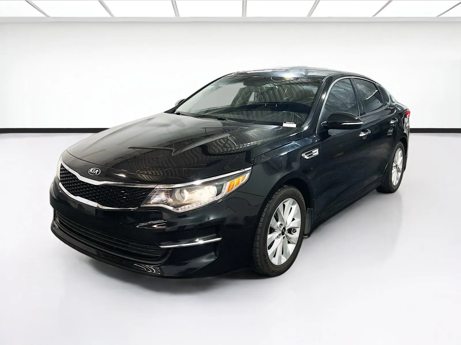 2018 Kia Optima EX AT's photo
