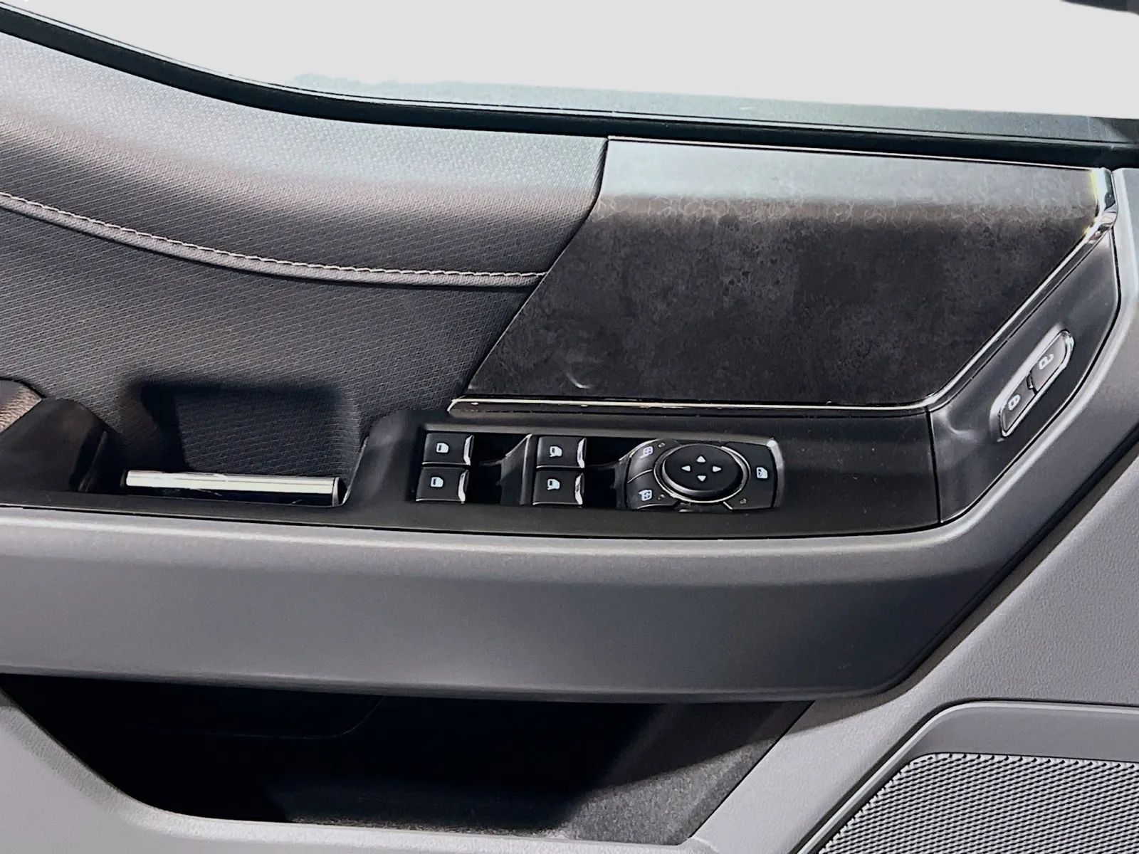 2024 Ford F-150 XLT - Photo 14