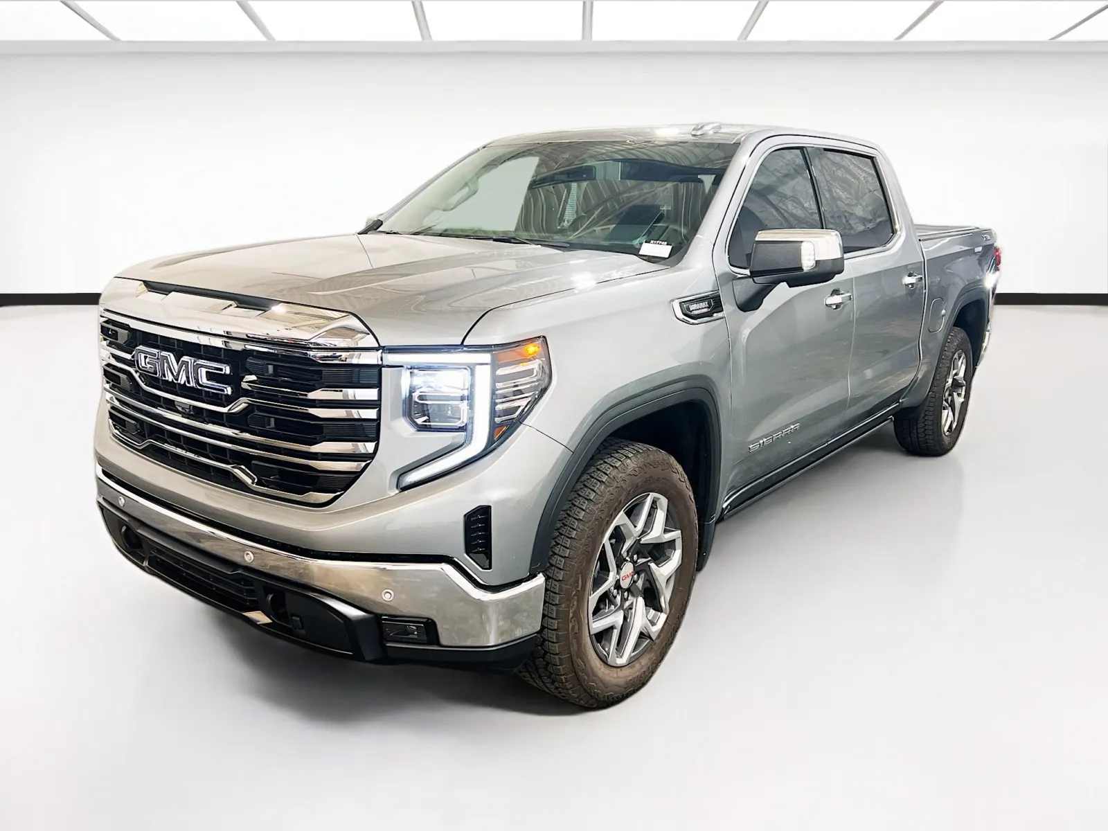Gray 2024 GMC Sierra 1500 SLT for sale in Chandler, AZ