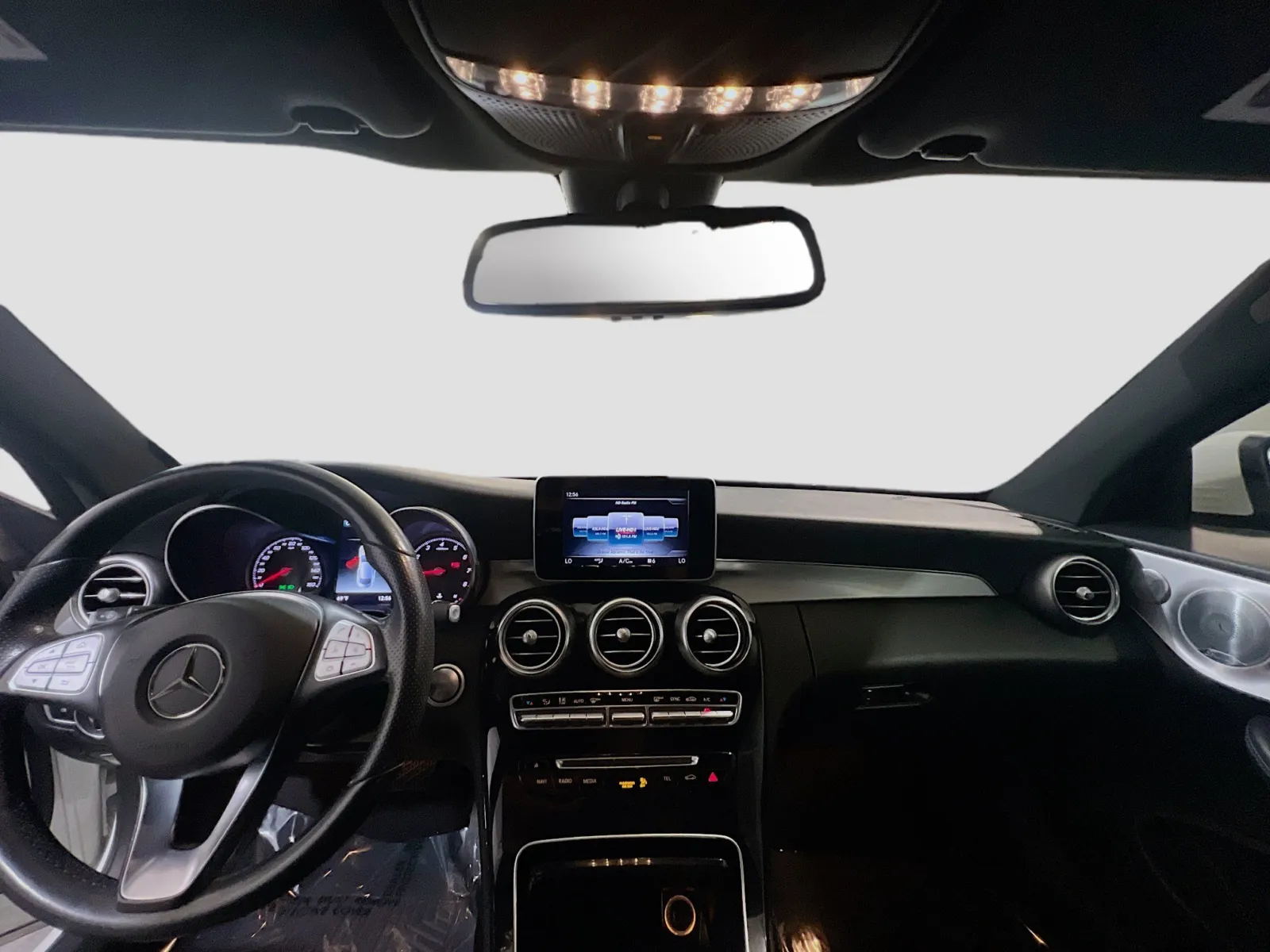 2018 Mercedes-Benz C-Class Coupe C300 - Photo 17