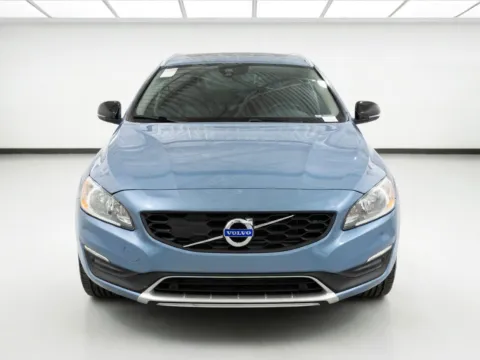 Photos of 2018 Volvo V60 Cross Country for sale in Chandler, AZ at STG Chandler