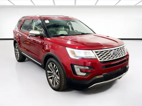 Another view of 2017 Ford Explorer Platinum for sale in Chandler, AZ at STG Chandler