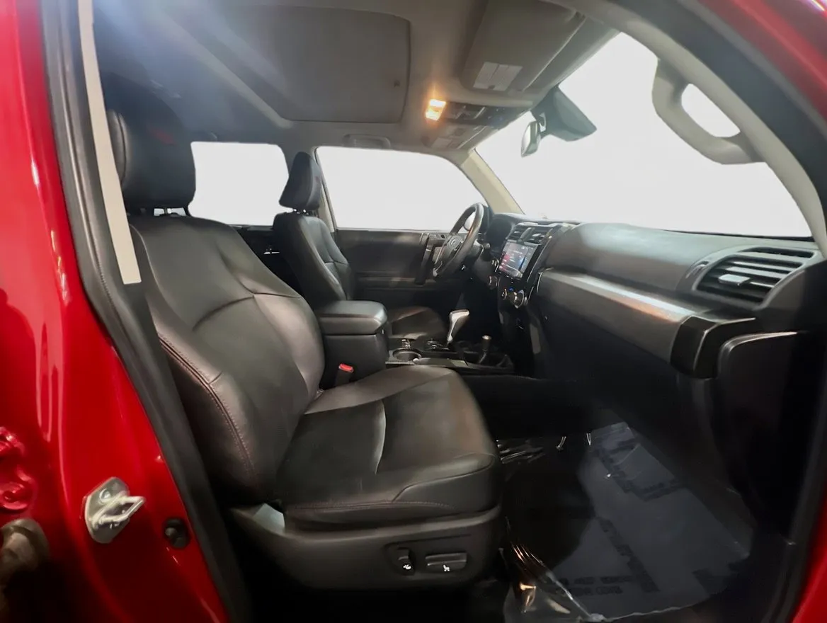 Toyota 4Runner photo 22