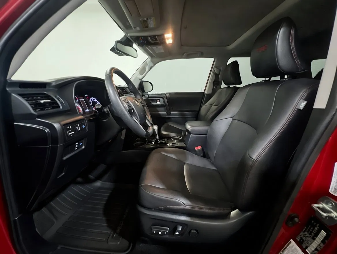 Toyota 4Runner photo 15