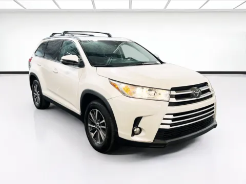 Another view of 2019 Toyota Highlander XLE for sale in Chandler, AZ at STG Chandler