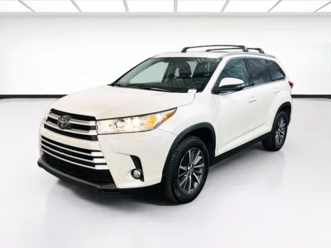 Unknown 2019 Toyota Highlander XLE for sale in Chandler, AZ