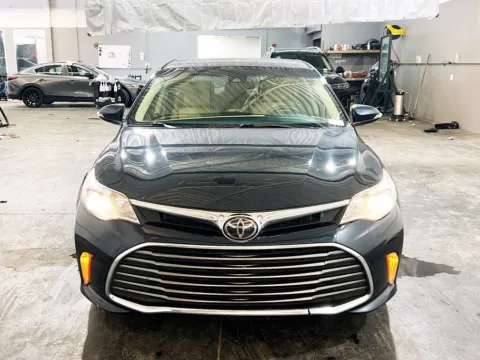 Photos of 2018 Toyota Avalon XLE for sale in Chandler, AZ at STG Chandler