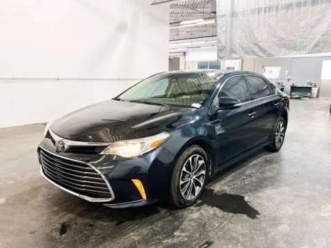 Unknown 2018 Toyota Avalon XLE for sale in Chandler, AZ