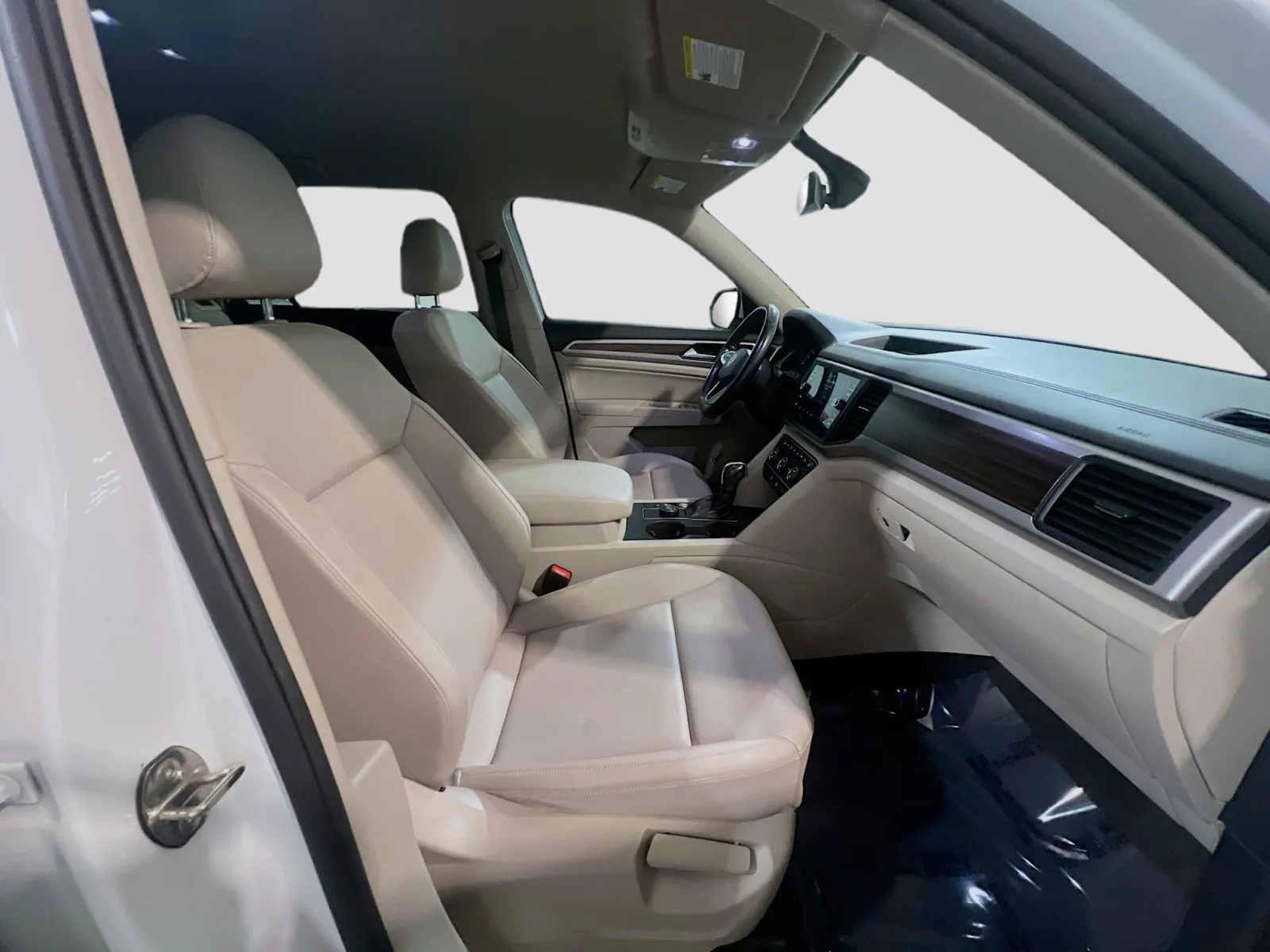 2021 Volkswagen Atlas SE - Photo 20
