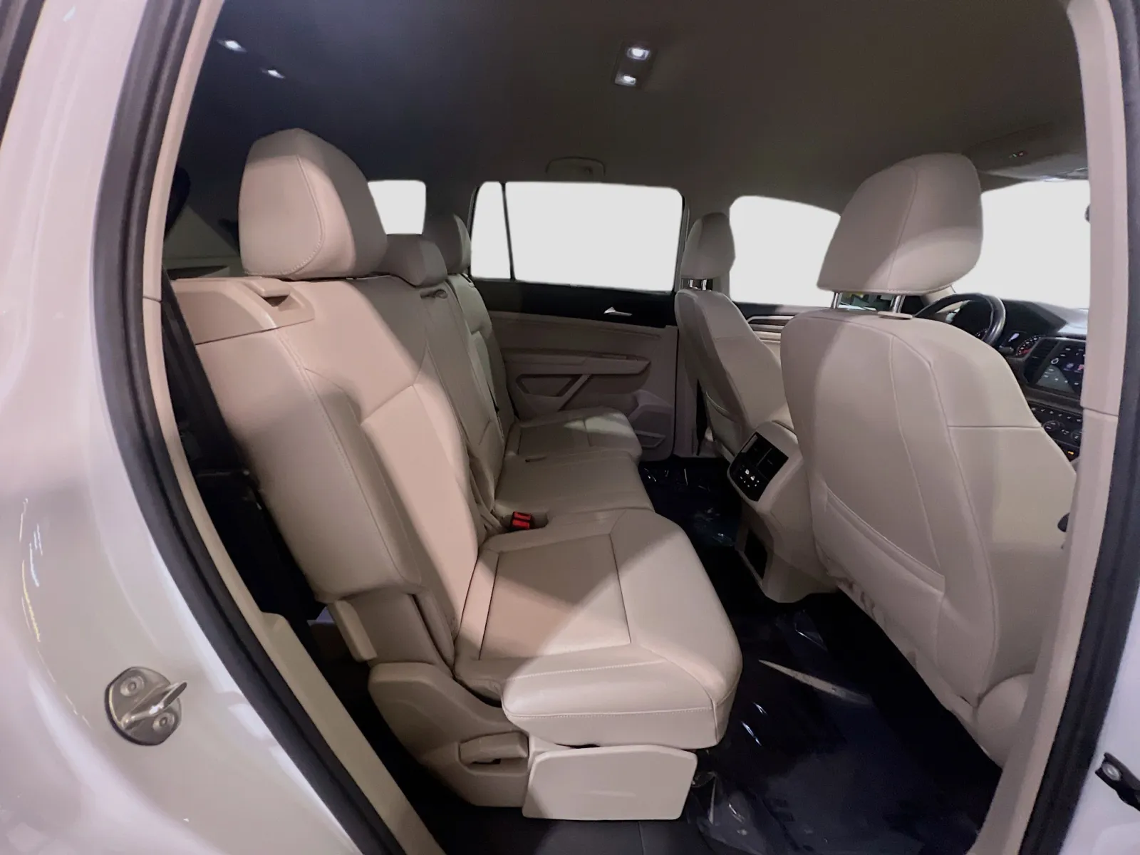 2021 Volkswagen Atlas SE - Photo 19