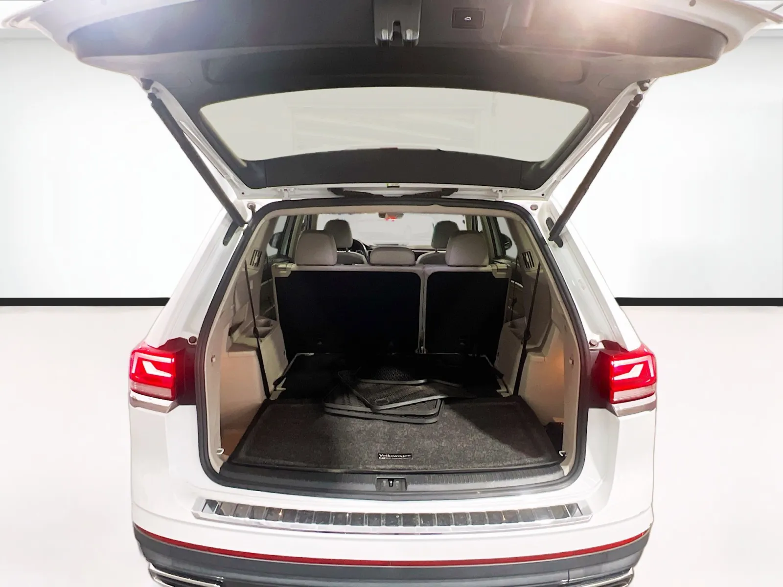 2021 Volkswagen Atlas SE - Photo 18