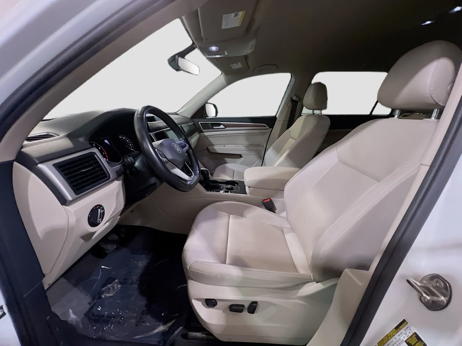 2021 Volkswagen Atlas SE - Photo 14