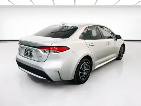 More photos of 2022 Toyota Corolla LE at STG Chandler, AZ