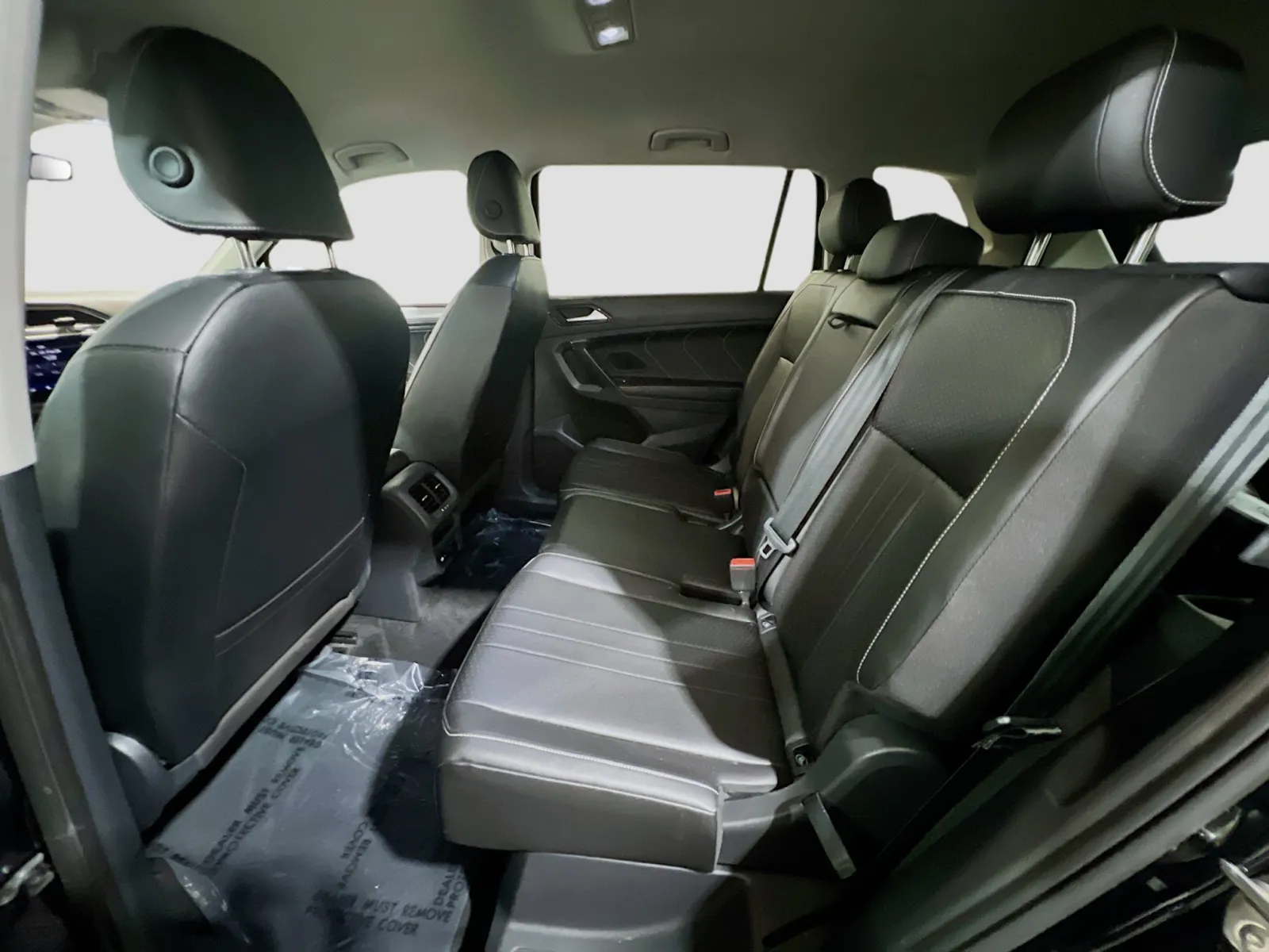 2024 Volkswagen Tiguan SE - Photo 16