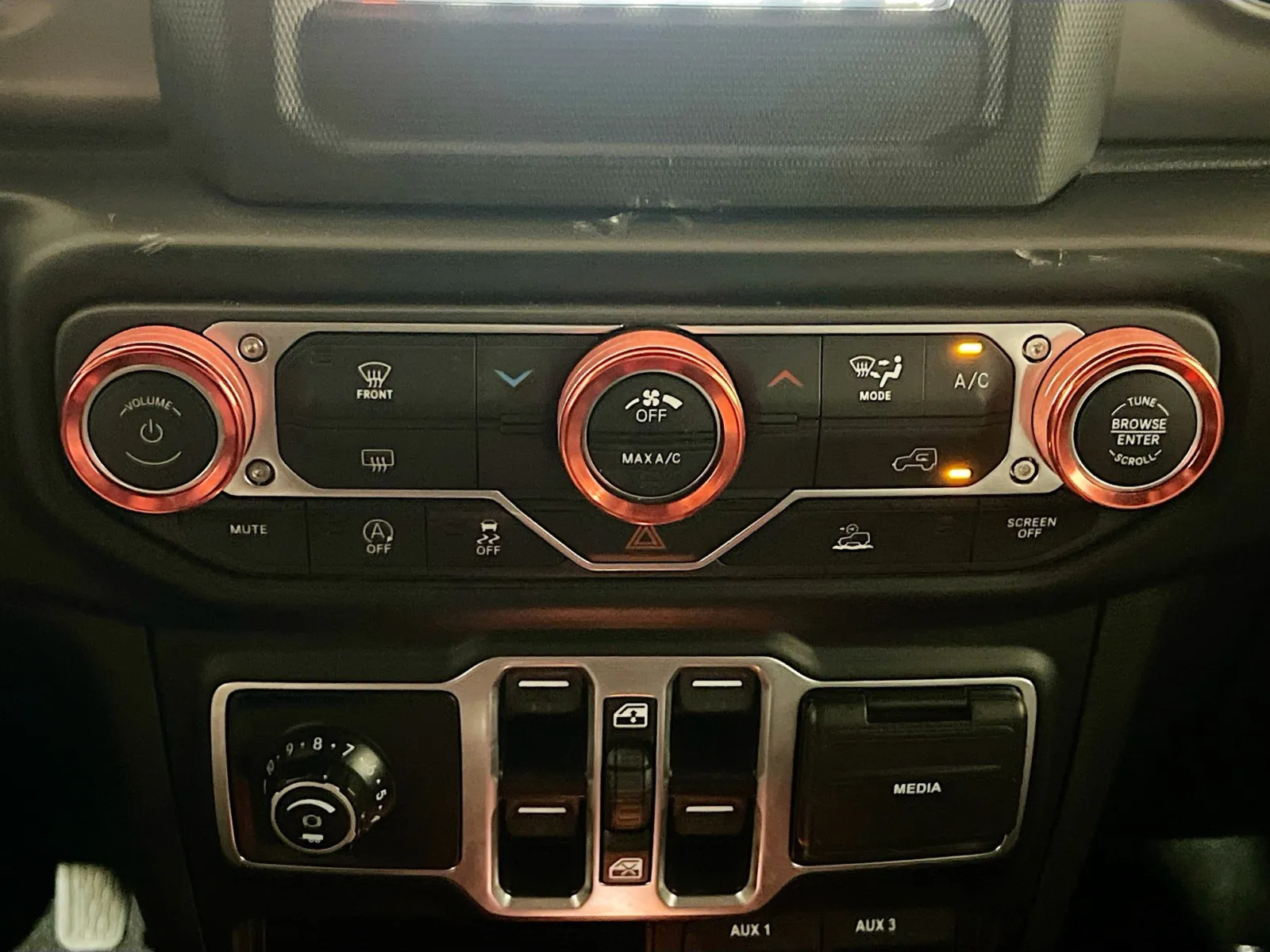 2023 Jeep Gladiator Sport S - Photo 11