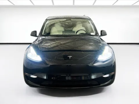 Photos of 2023 Tesla Model Y Performance for sale in Chandler, AZ at STG Chandler