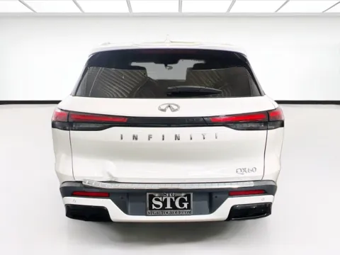 More photos of 2023 INFINITI QX60 LUXE at STG Chandler, AZ