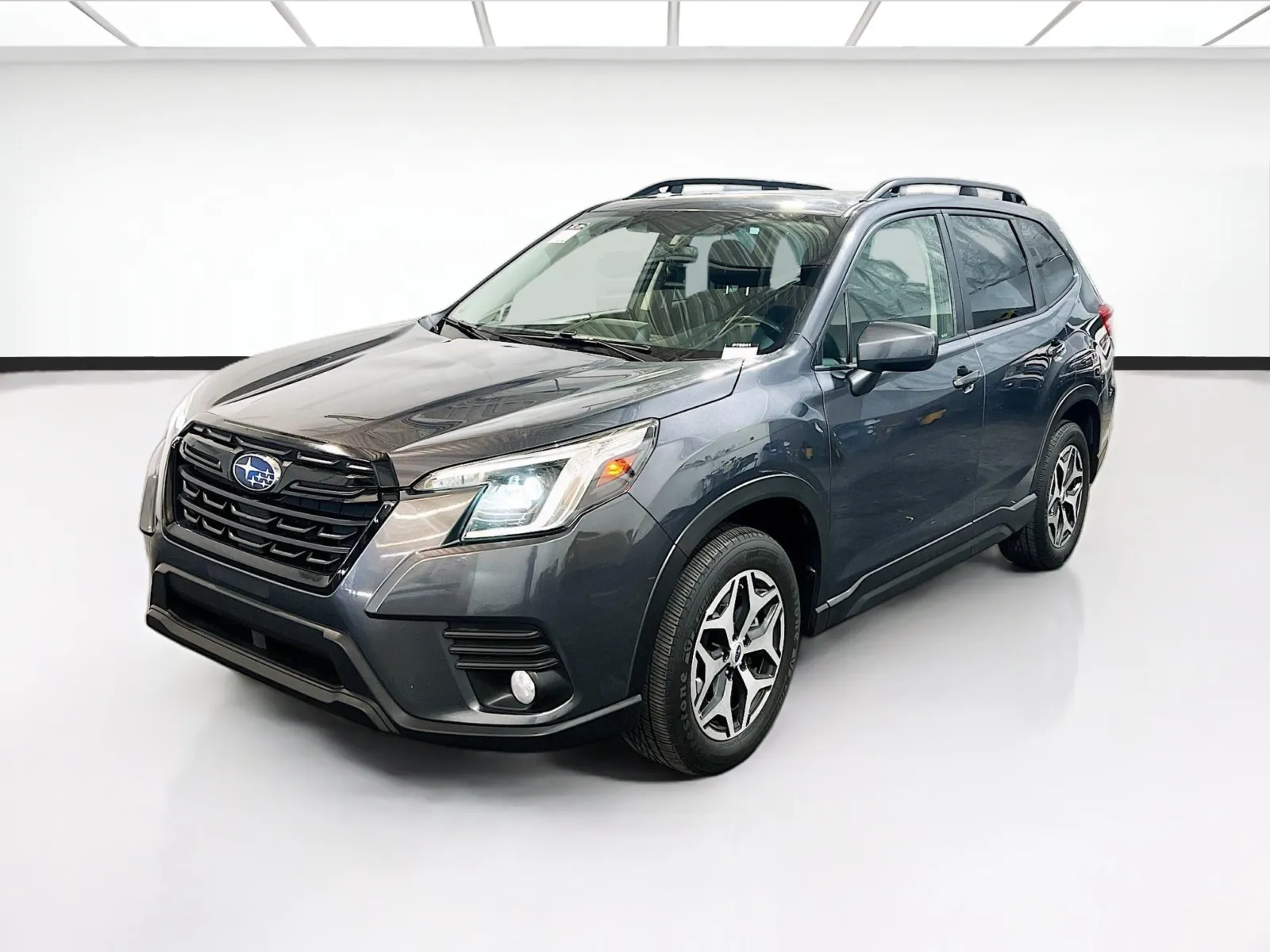 Gray 2023 Subaru Forester Premium for sale in Chandler, AZ