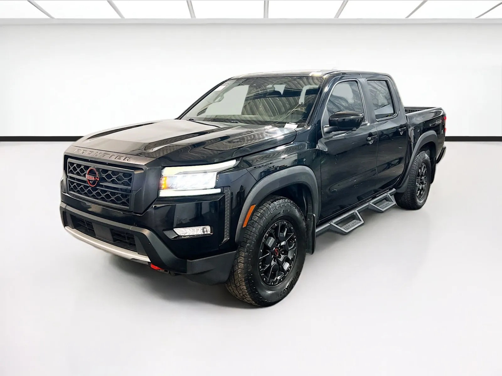 Black 2023 Nissan Frontier PRO-X for sale in Chandler, AZ