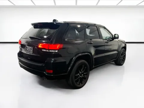 More photos of 2022 Jeep Grand Cherokee WK Laredo X at STG Chandler, AZ