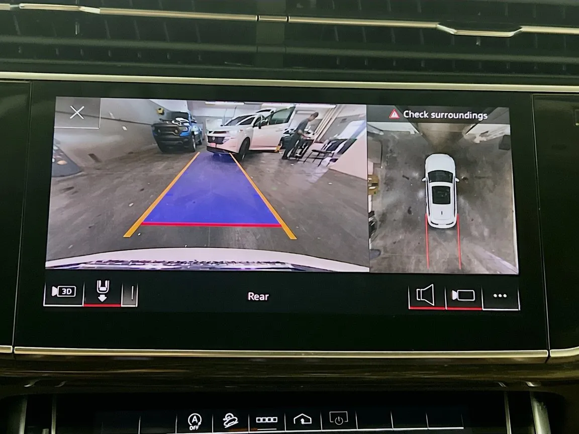 2023 Audi Q7 Premium Plus - Photo 10